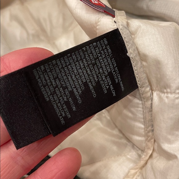 The North Face Women's Thermoball Vests Size Large - Picture 10 of 13